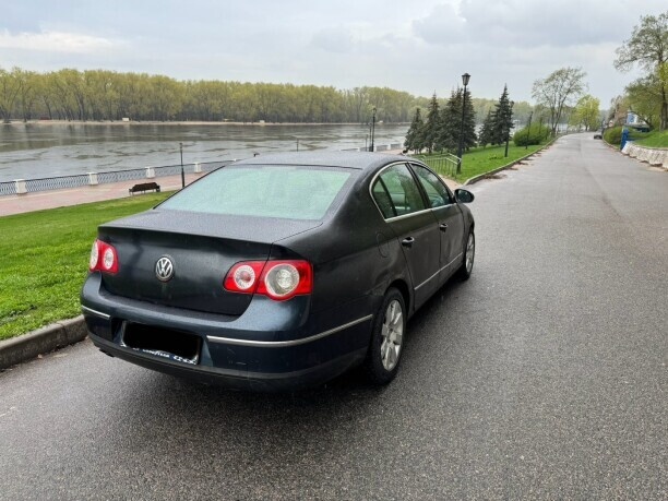 Volkswagen passat b6  ponukam nahradne diely