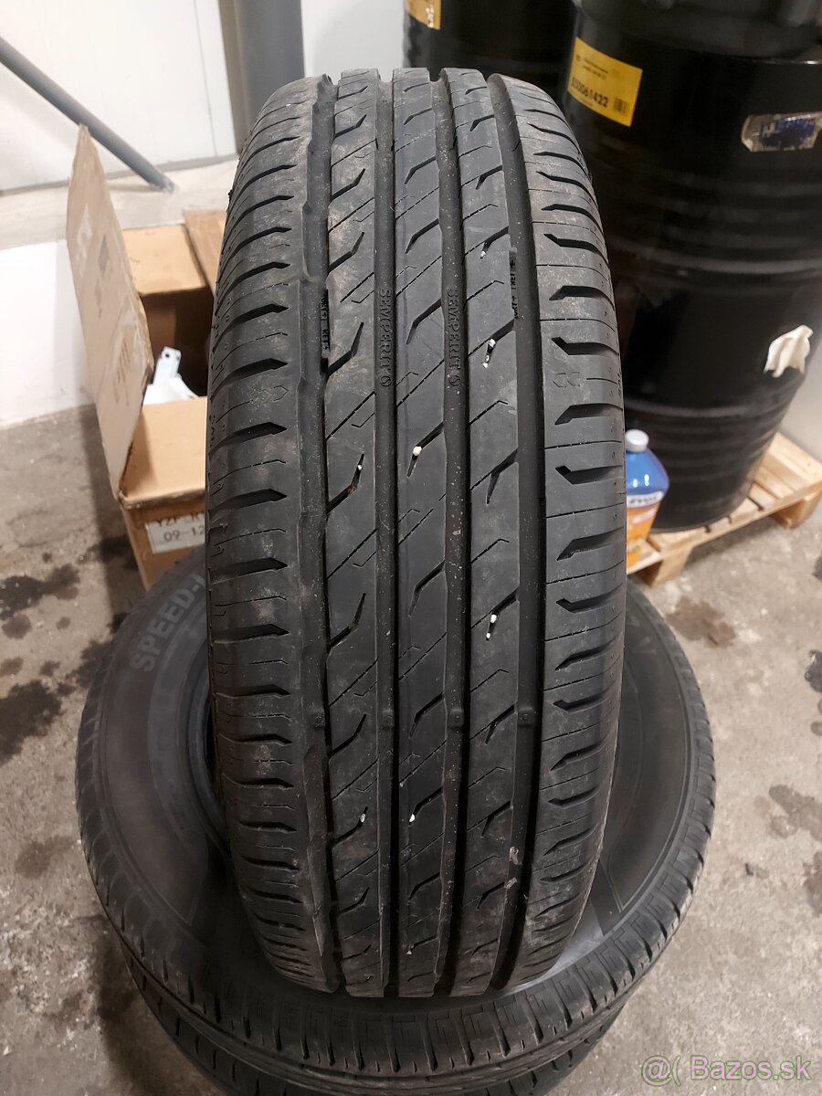 Predám  Letné Pneumatiky 215/65 R17 V