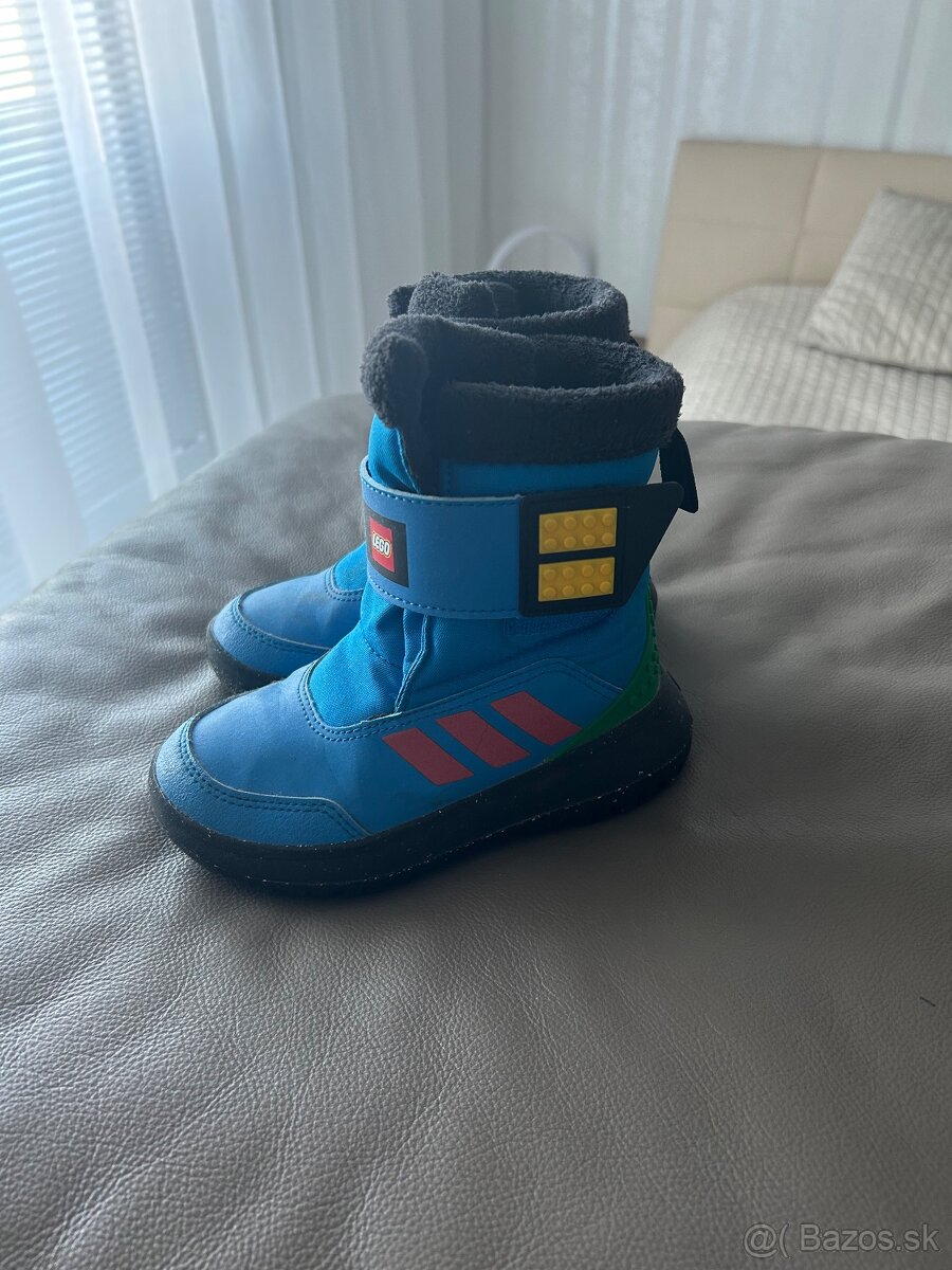 Adidas lego zimne cizmy