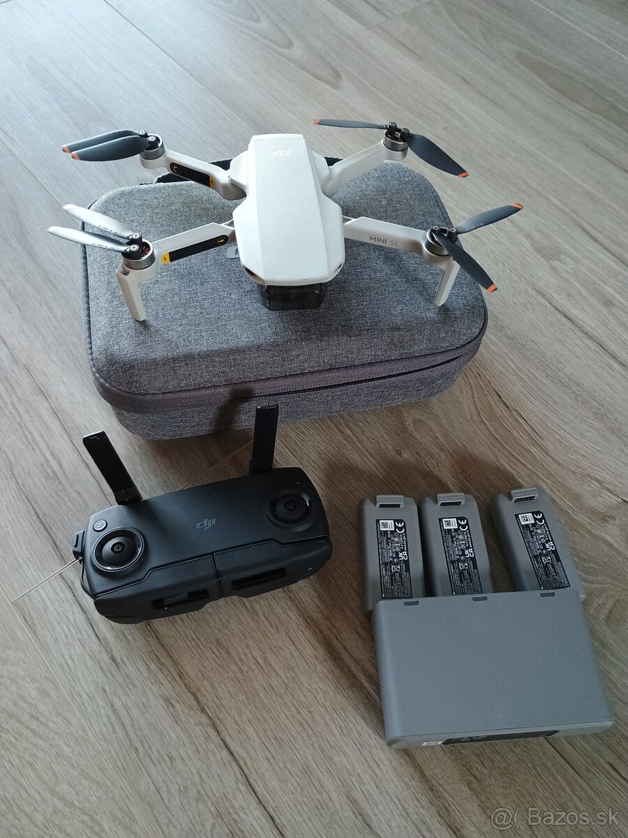 DJI Mini SE - Fly More Combo