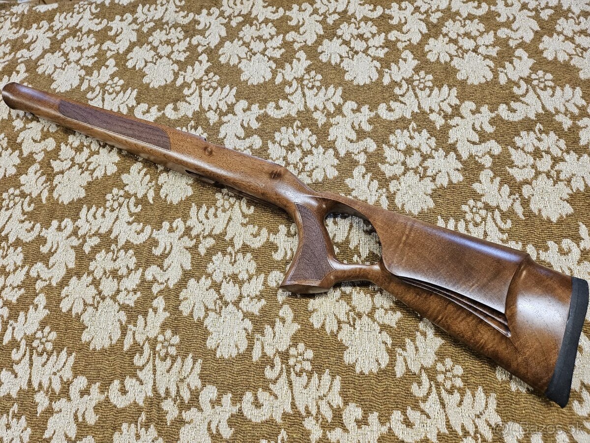 Pažba CZ 527 THUMBHOLE