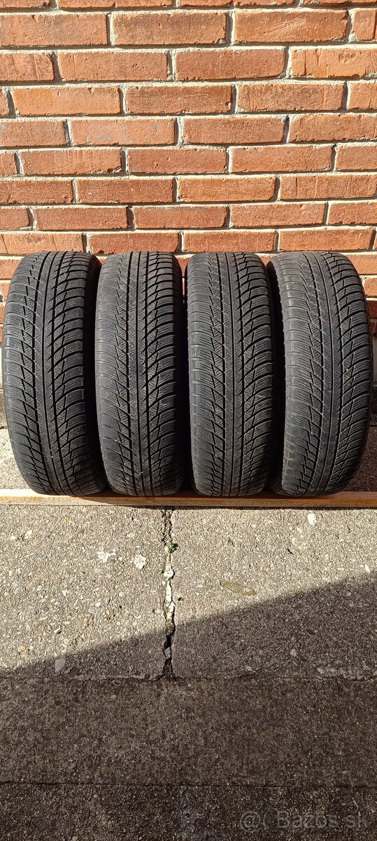 Bridgestone 215/65 R17 zimné