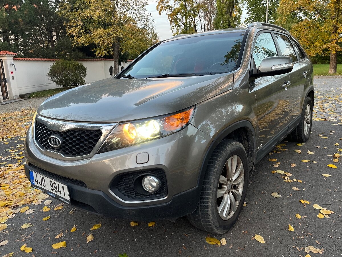 Prodam Kia Sorento 2.2CTDI 4x4 najeto 160tis.km