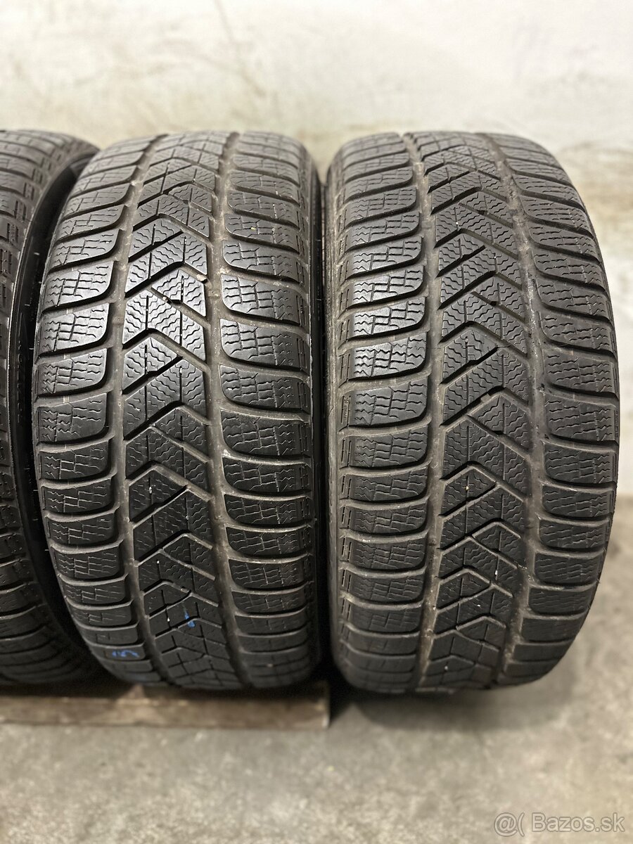 Zimné pneumatiky 225/40/18 Pirelli Sottozero 3 Winter