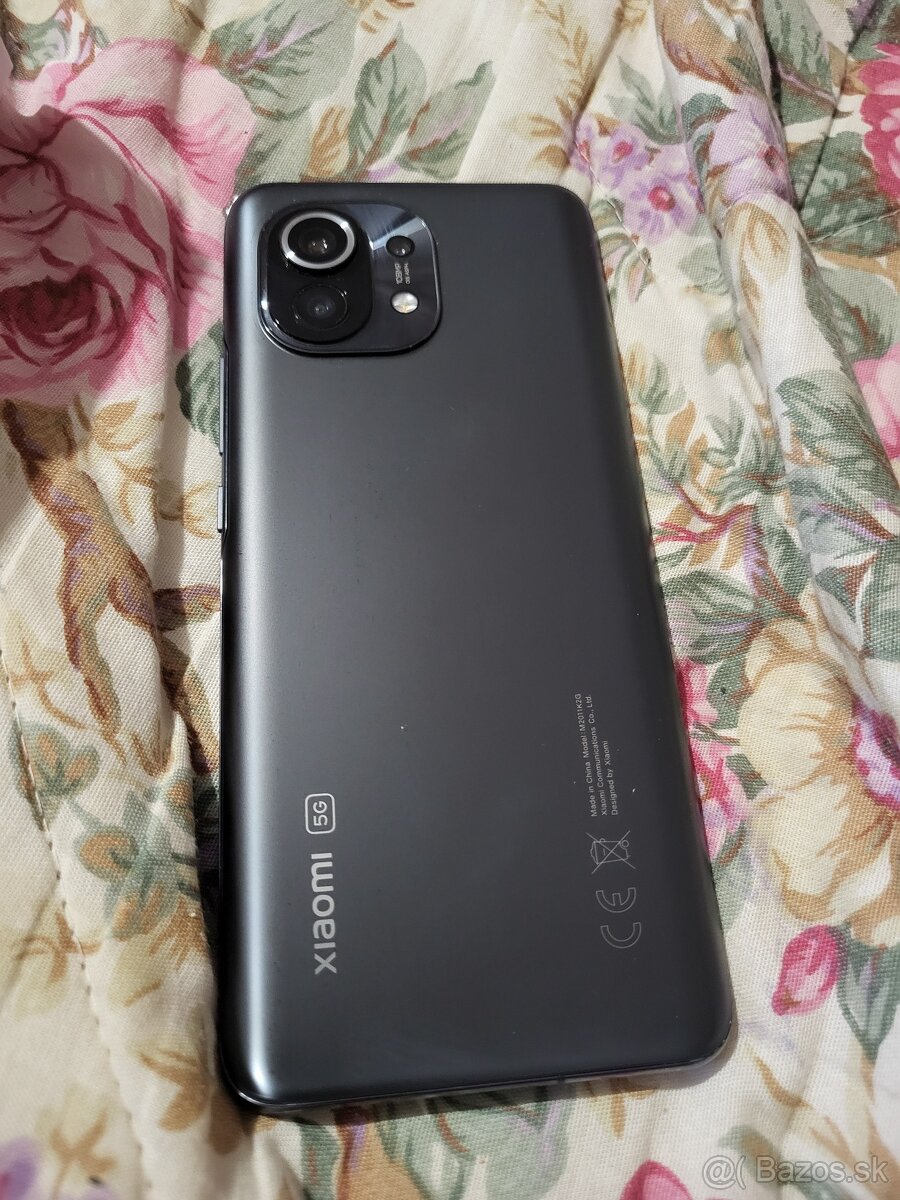 Predám xiaomi mi 11 8/256GB