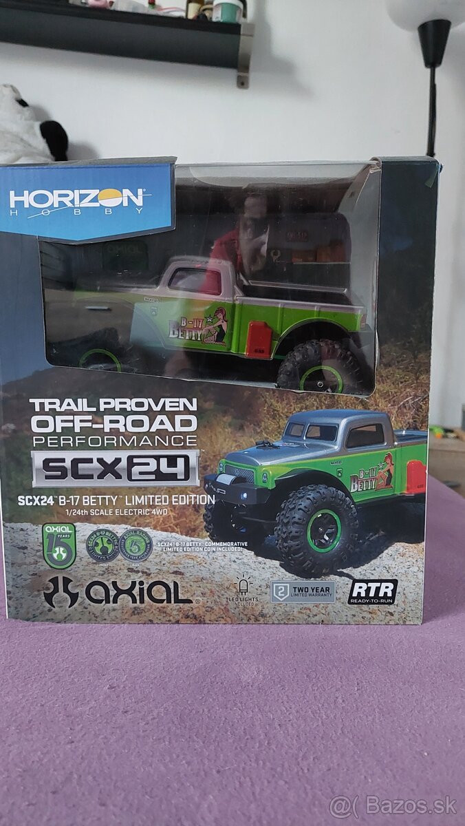 Axial SCX24 Betty Limited B-17