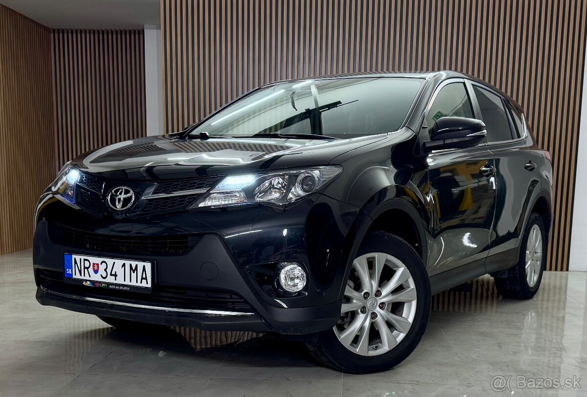 Toyota RAV 4 2.2d 4x4 2013 147 tisíc km