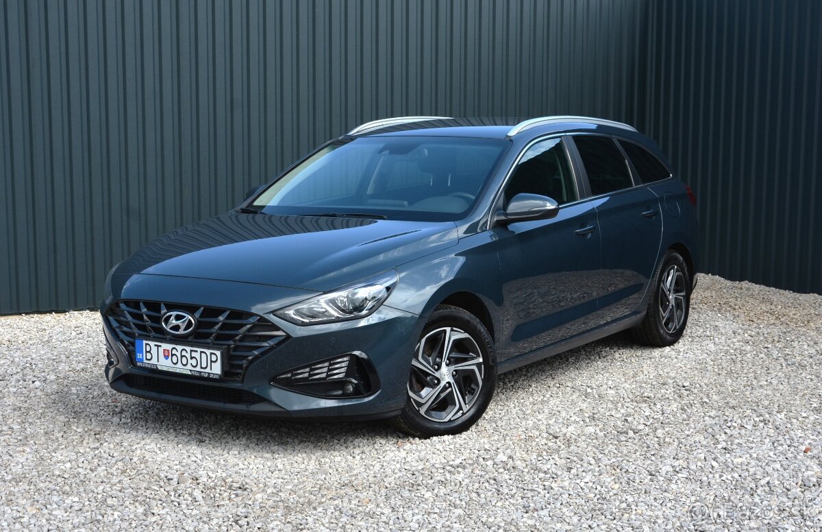 Hyundai i30 CW 1.60 CRDi Family, SR, voz, 1. Majiteľ