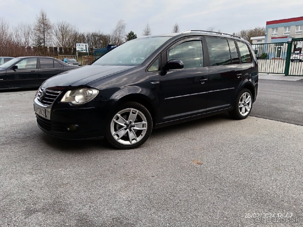 Vw Touran 1.9tdi 7 miestne