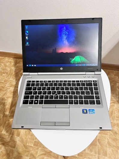 Notebook 14" HP.Intel i5-3320M 2x2,60GHz.8gb ram.120gb SSD