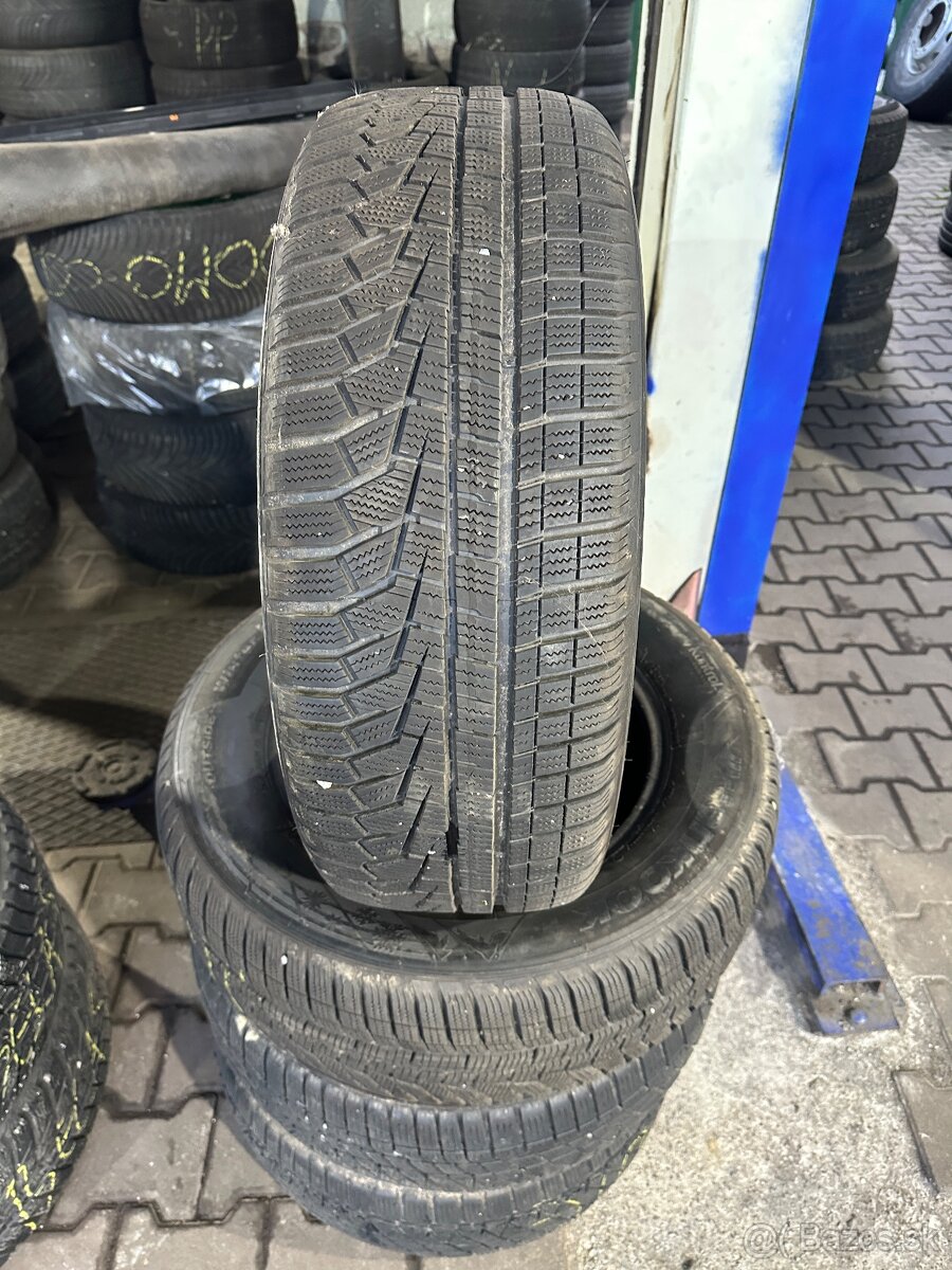 235/60 R16 Kumho