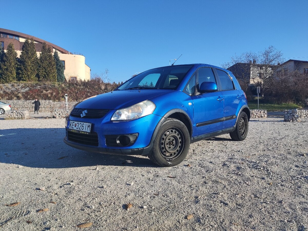 Suzuki SX4