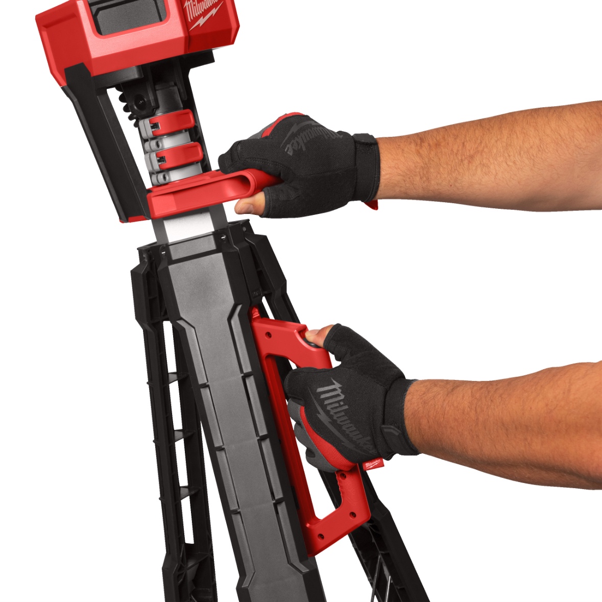 MILWAUKEE M18™ STOJANOVÉ SVIETIDLO SAL2-0