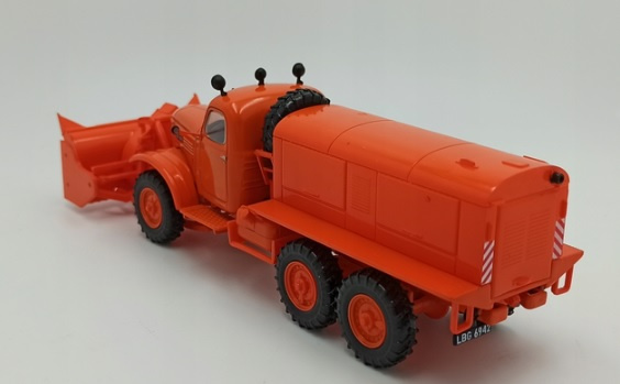 ZIL-157 D-470 1:43 fréza