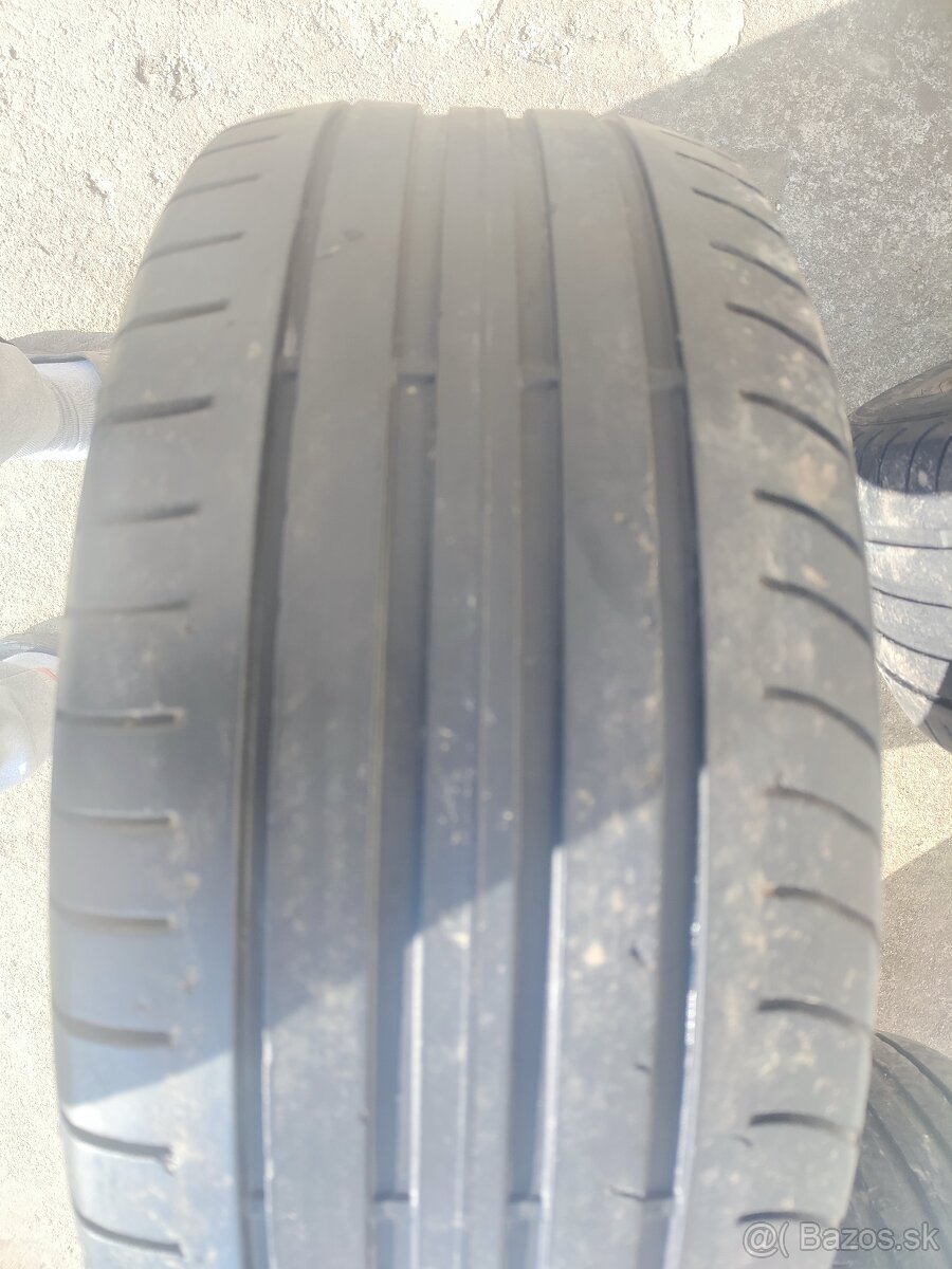 Predám letné pneumatiky 215/55 R17