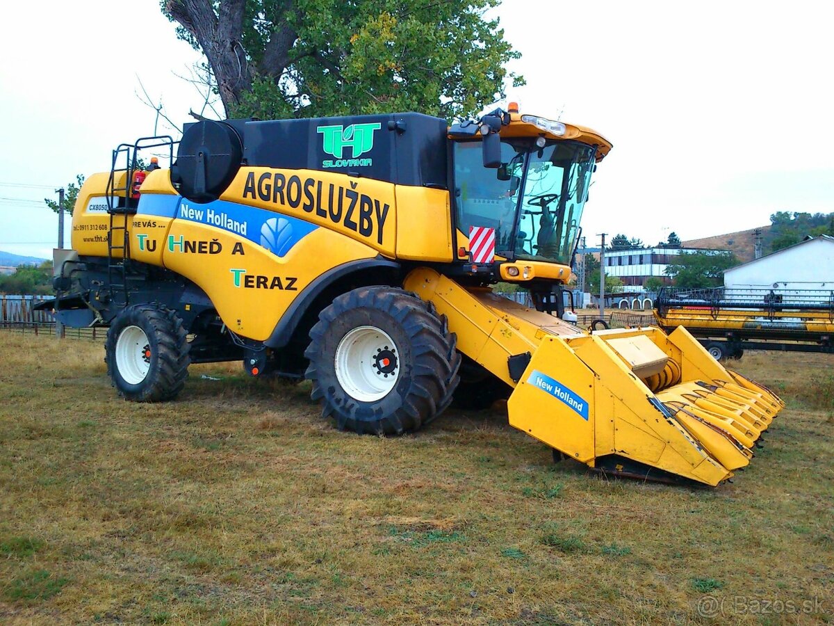 Predám Kombajn New Holland CX8050