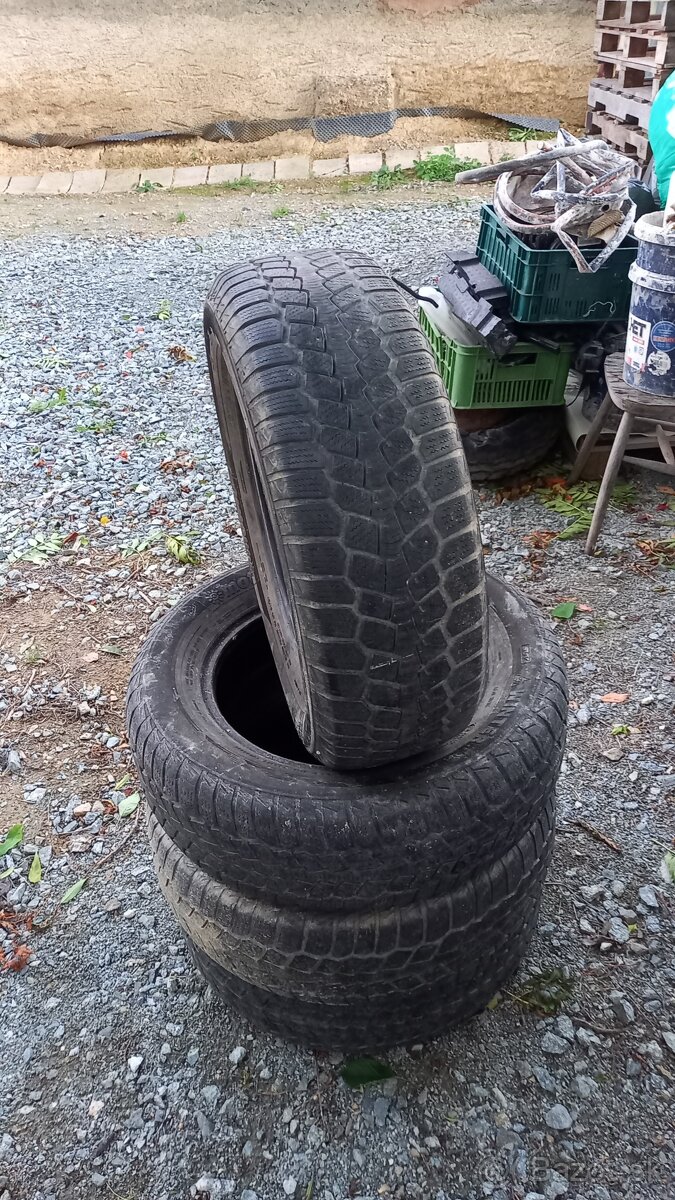 215/65r16 102H zimne