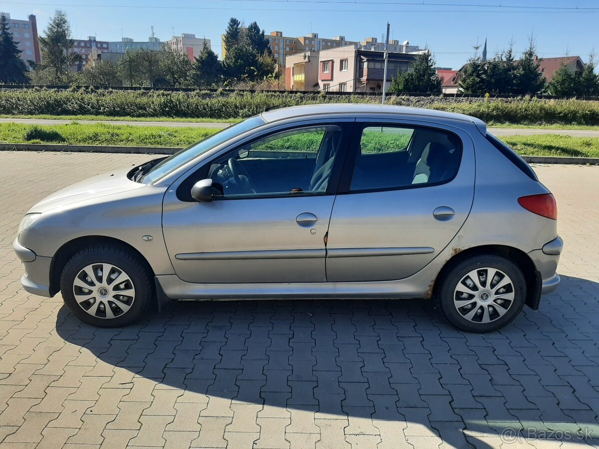 Peugeot 206