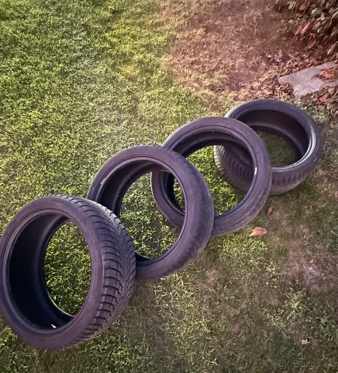 Nokion 225/40 r18 zimne