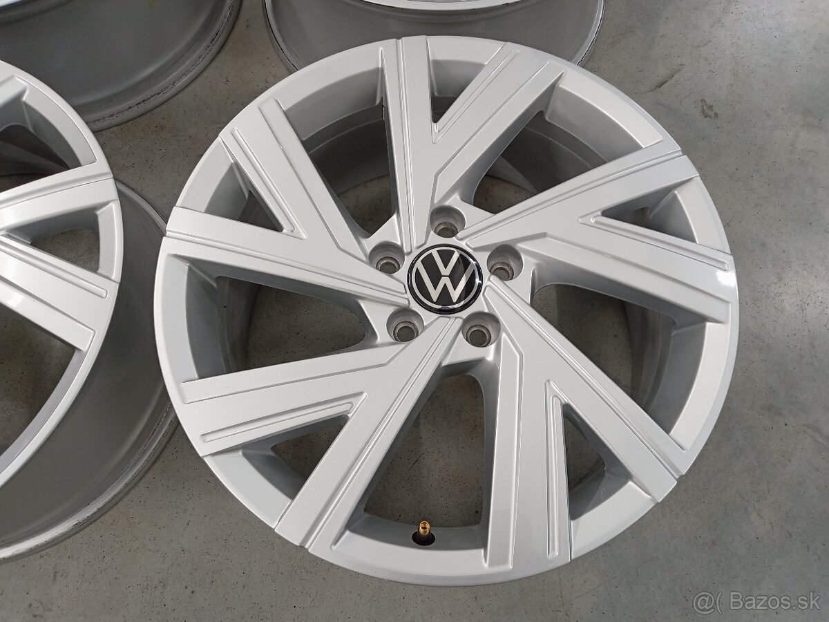 Predam ALU 5x112 R18 7,5J ET51 ORIGINAL VOLKSWAGEN GOLF 8