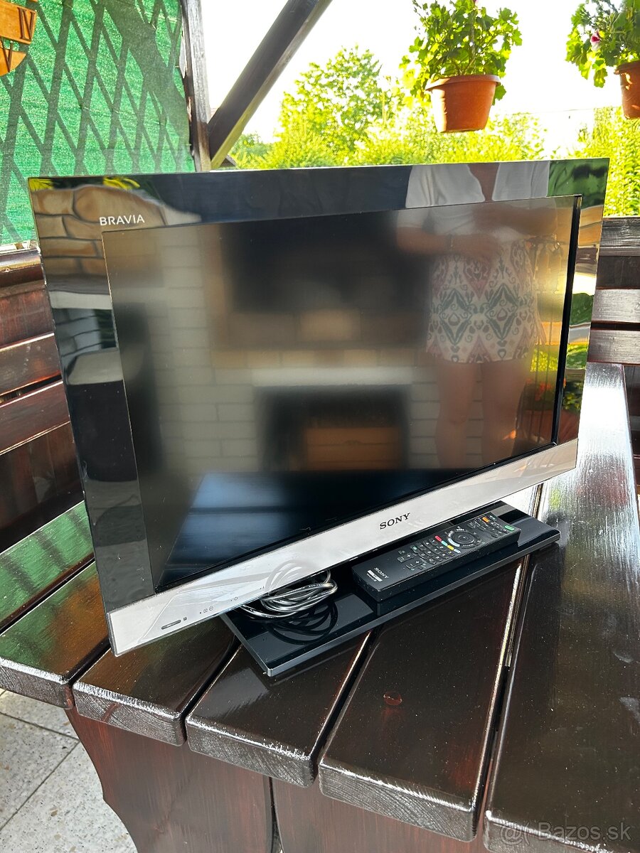 Predám televízor Sony Bravia KDL-26EX302