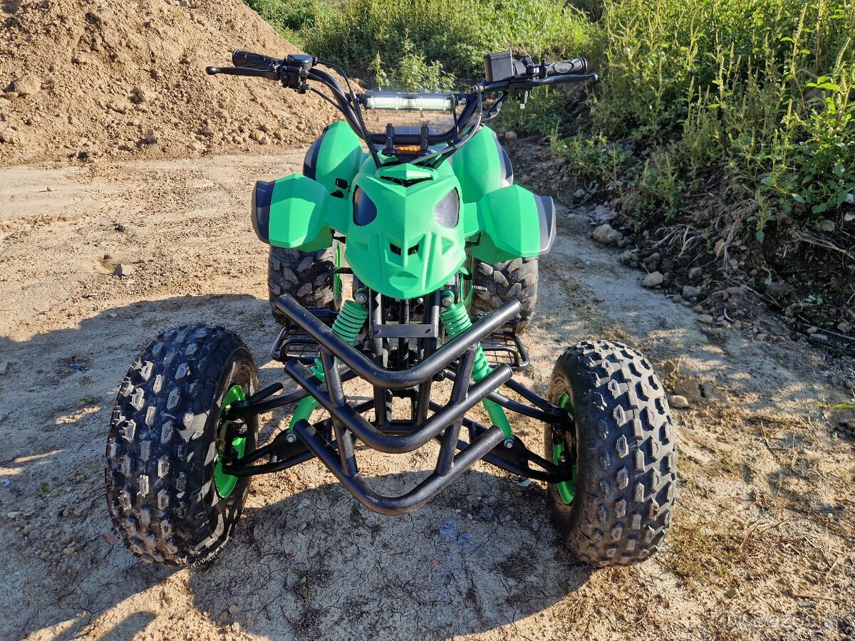 ATV 125 cm3 šport 8 kolesa