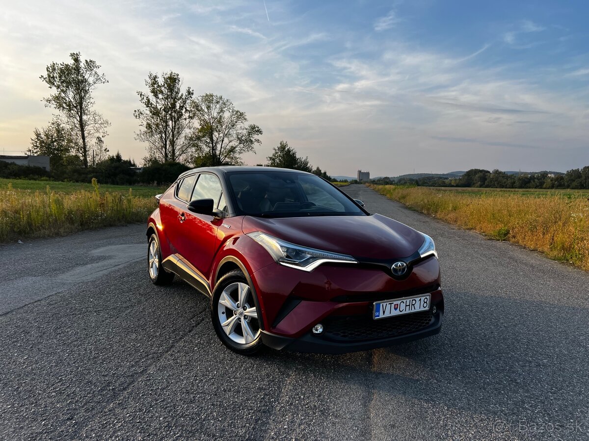 Toyota C-HR 1.8 Hybrid Selection E-CTV FWD  na predaj