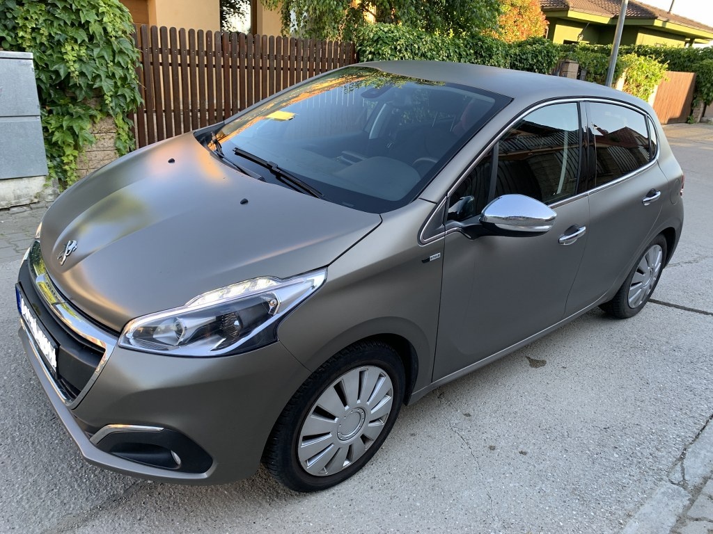 Peugeot 208 STYLE Edition 2016 1.2 benzín