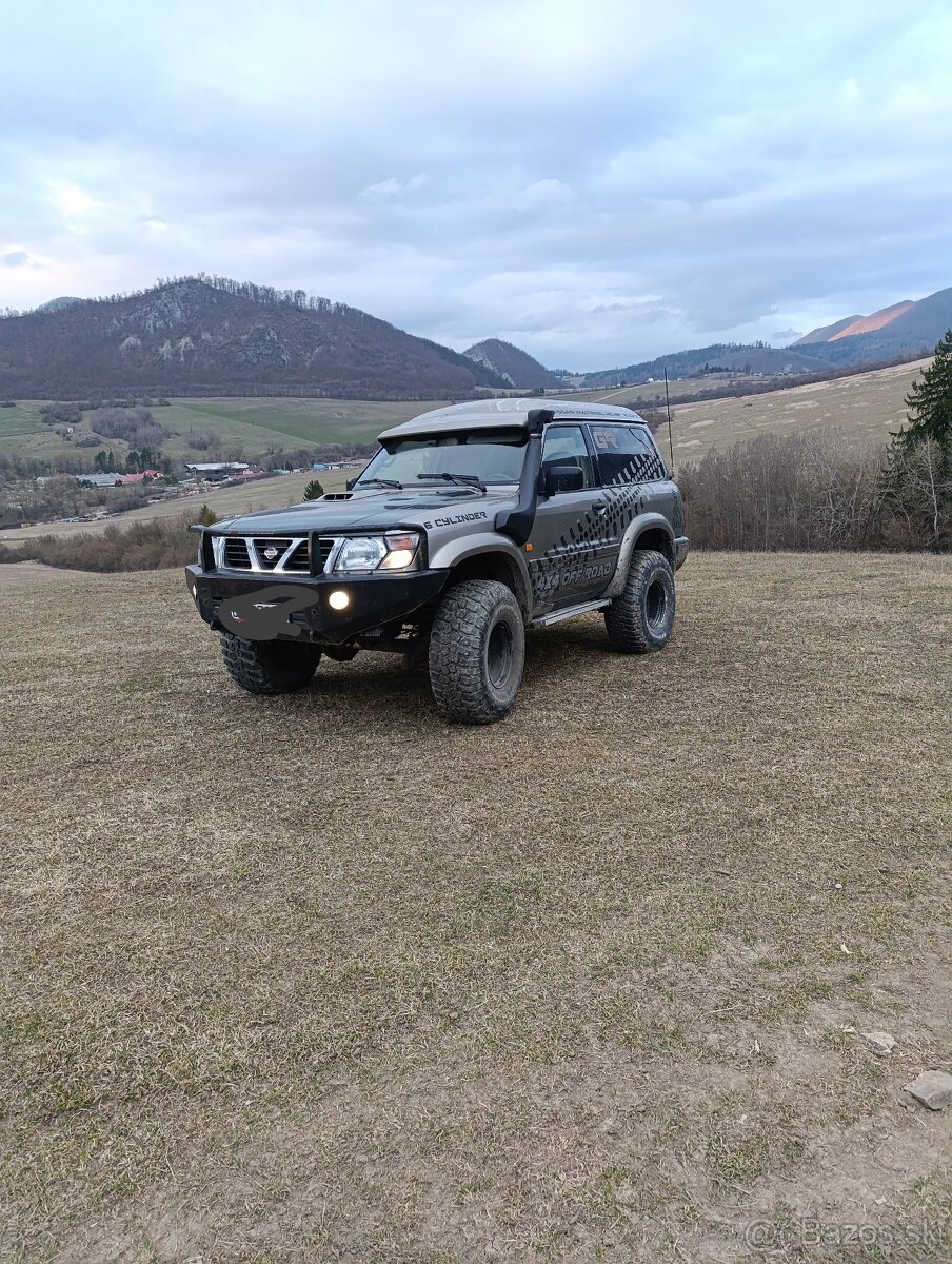 Predám Nissan patrol y61