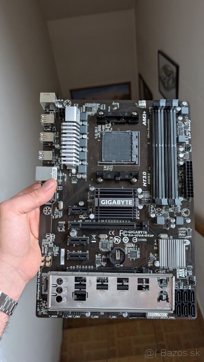 GIGABYTE GA-970A-DS3P AM3+ ATX