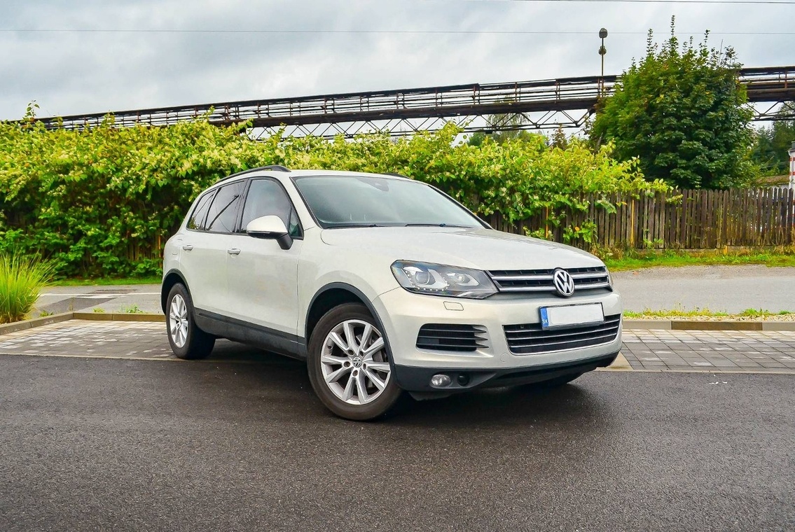 Volkswagen Touareg II 3.0 V6 TDI 240K