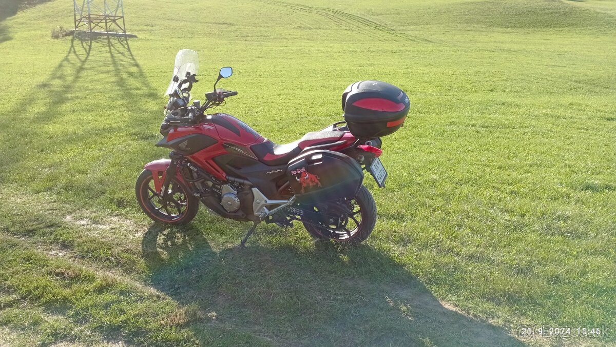 Predám Honda NC 700x ABS 35KW zimná cena