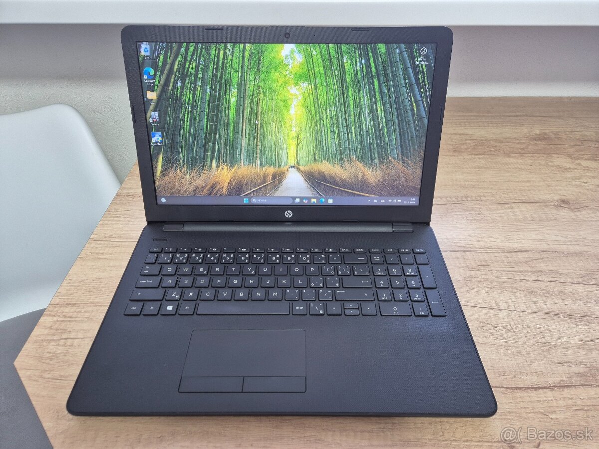 HP 15-rb025nc /AMD E2-9000e/8GB RAM/HD/256GB SSD/Bat ok