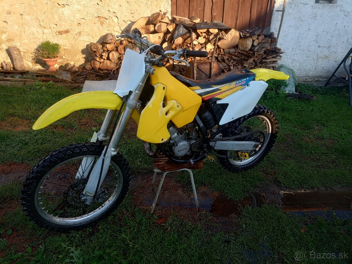 RM 125