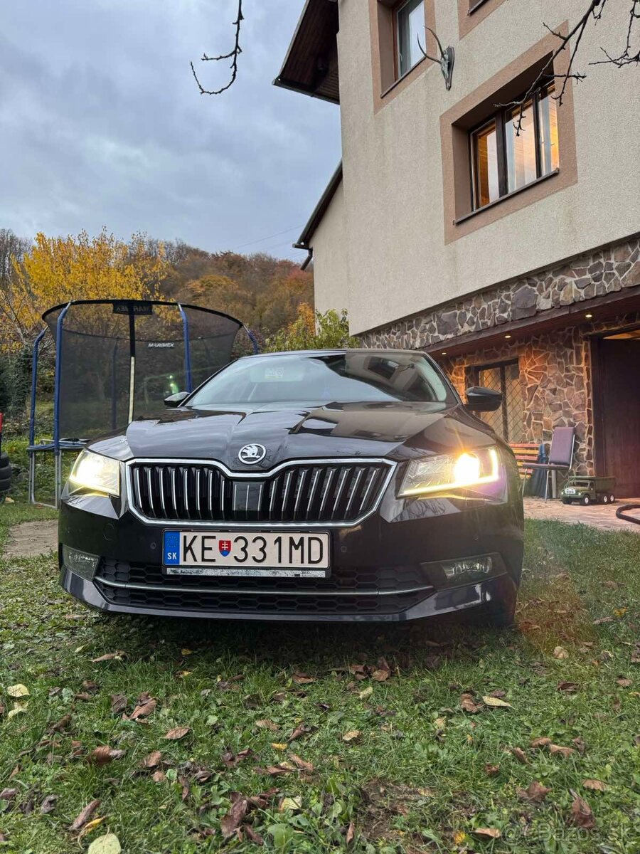 Škoda Superb 2,0 TDI, 4x4 Style 122 000km