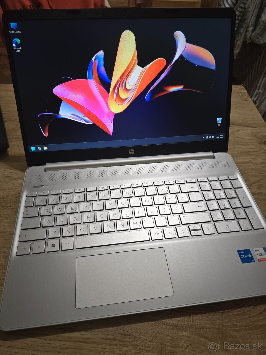 15.6 palcovy Hp 15s v super stave so 16gb ram intel core i5