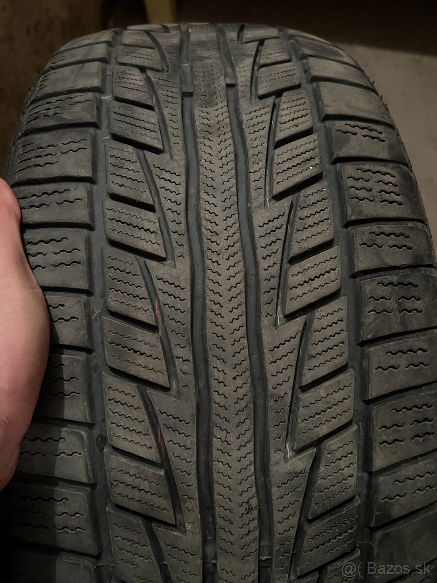 Zimné pneu 245/45 R18 REINFORCED 4ks