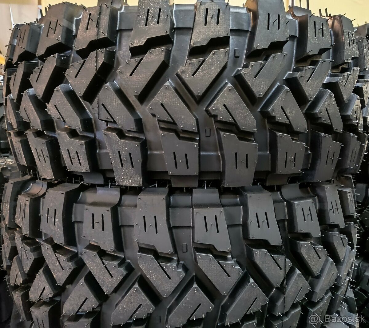 Predam terénne 4x4 raptor maxiss 245/70 R16, Vyska -73cm Šír