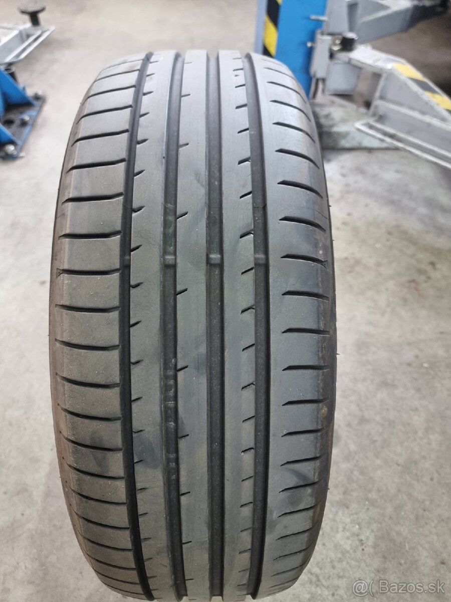 Toyo Proxes Sport 235/50 R20