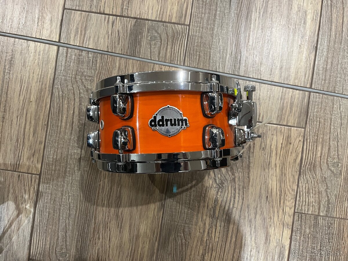 EFEKTOVY SNARE DDRUM CUSTOM MAPLE 10x5,5