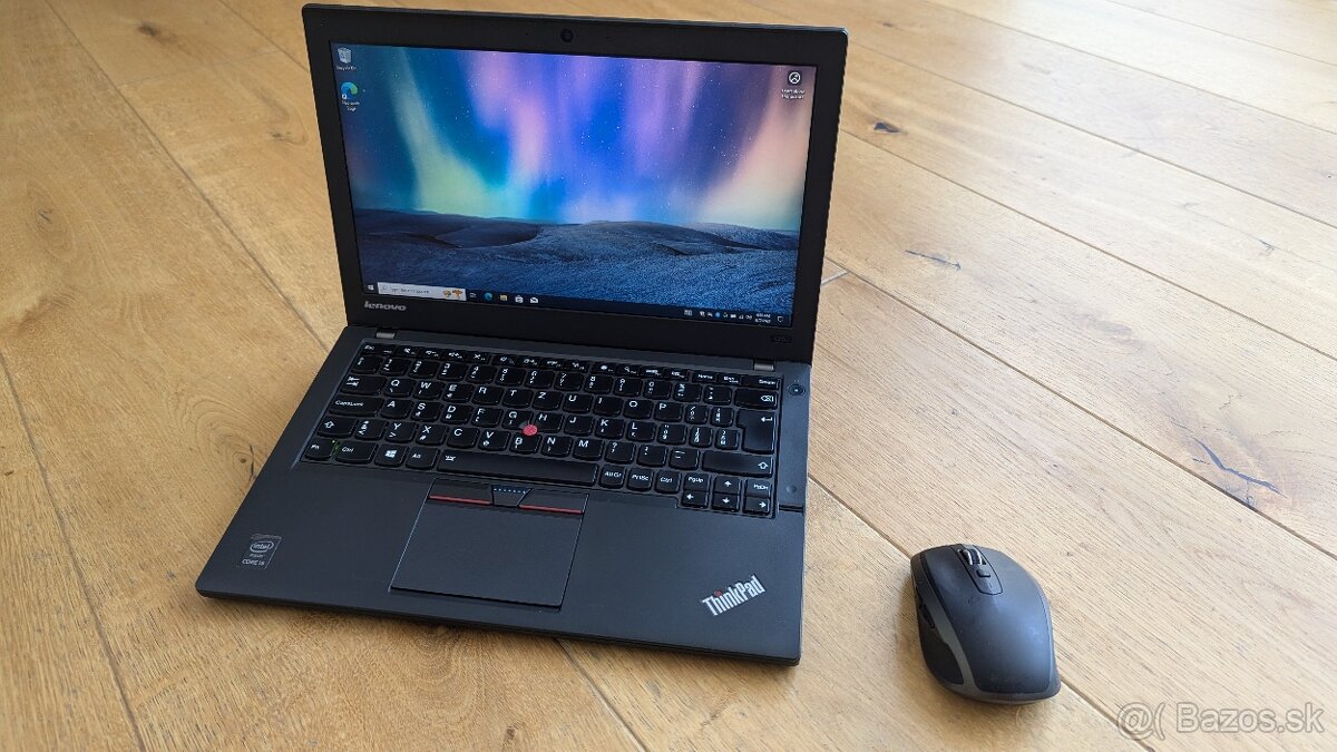 Lenovo ThinkPad x250 s bohatym prislusenstvom