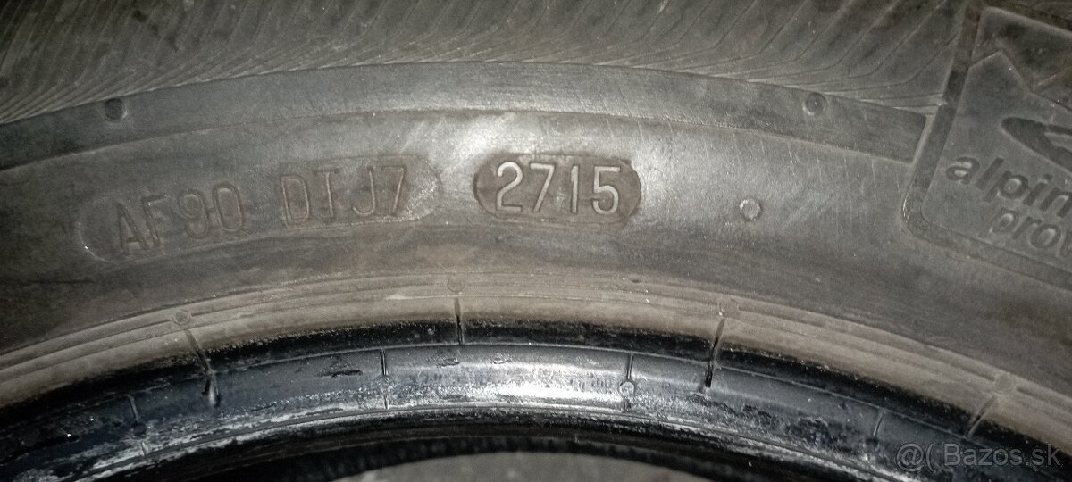 185/60R15 84T Semperit zimné-sada 4ks,DOT2015.