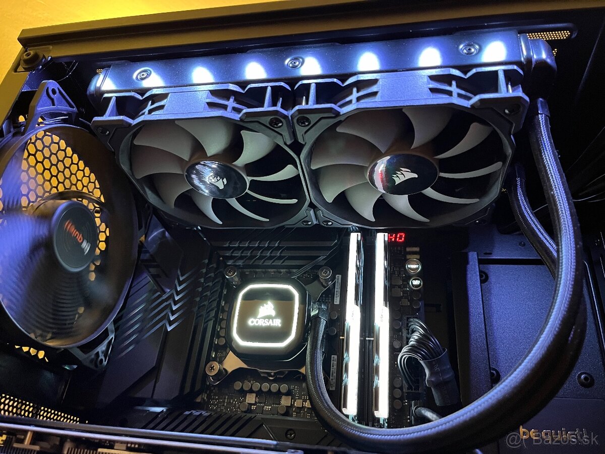 Corsair H100x AIO vodník 240 mm radiátor