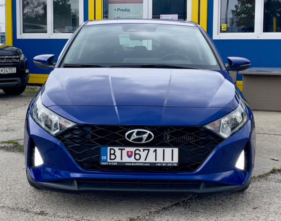 Hyundai i20 1.0T Family AT