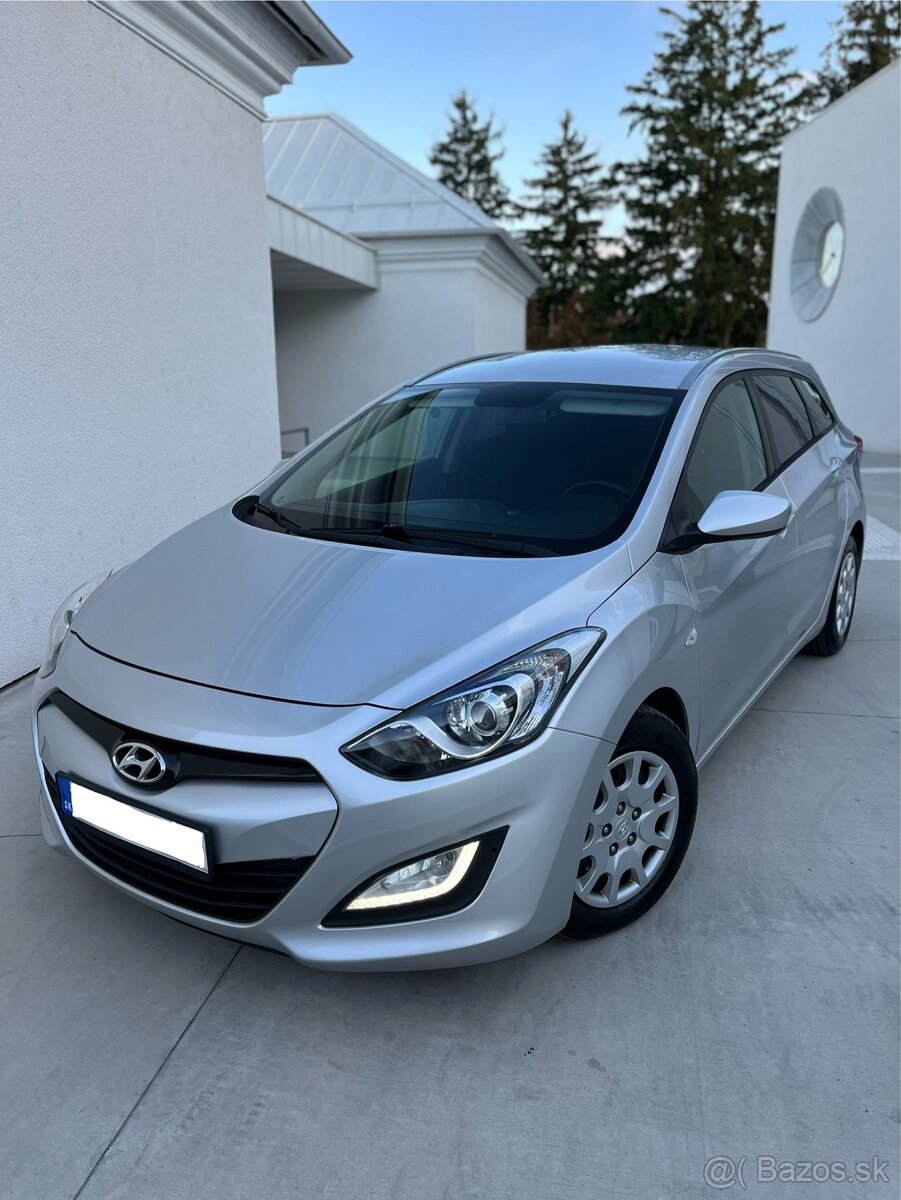 Hyundai i30 combi 1.6 crdi nová STK/Ek