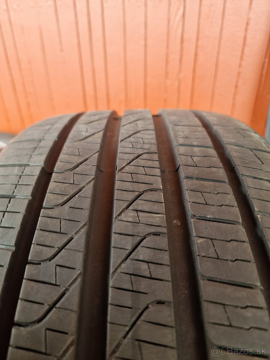 245 40 r18 pirelli letné Cinturato P7