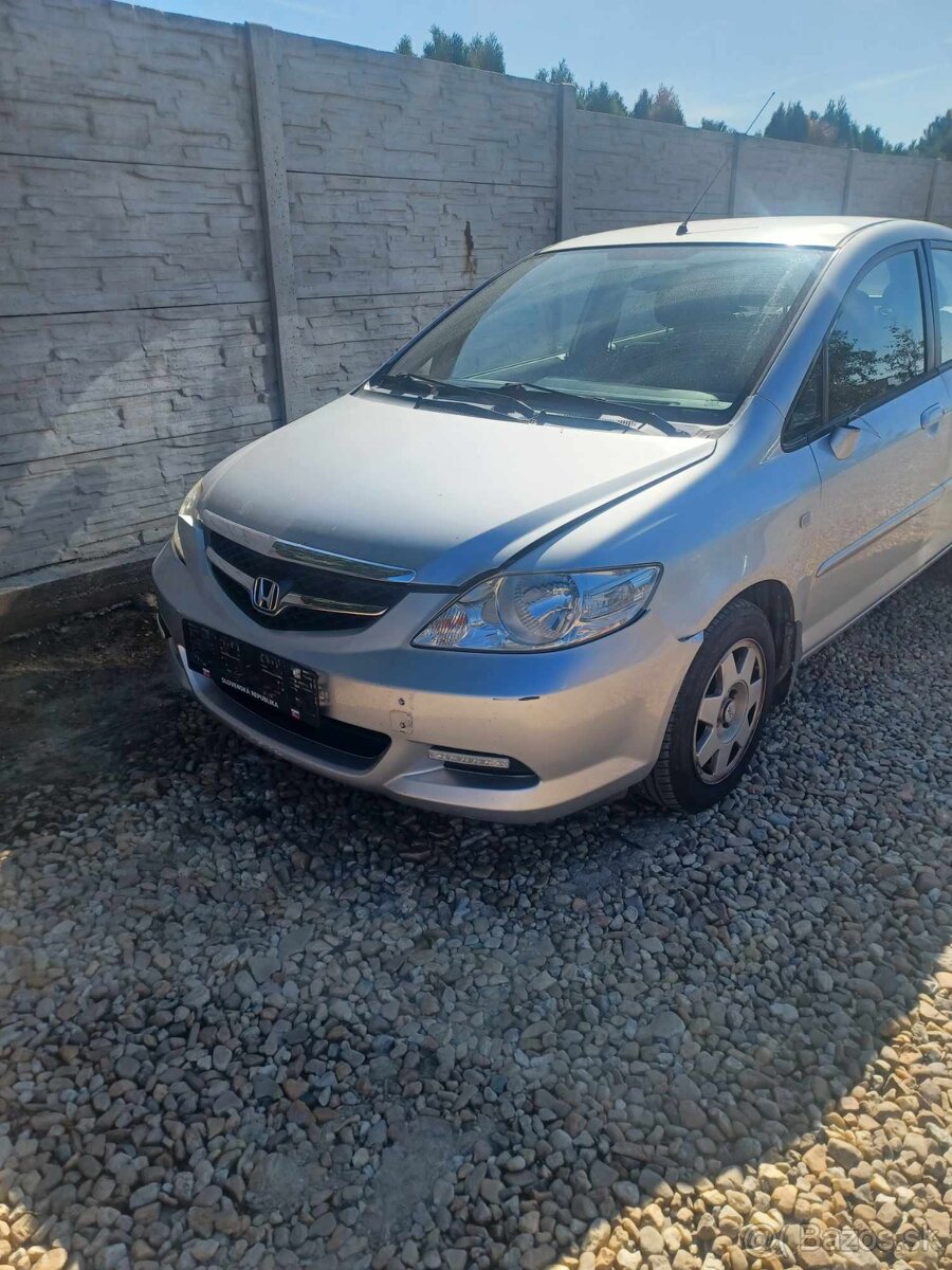 Rozpredam Honda City 1.4 61kw L13A8 2008