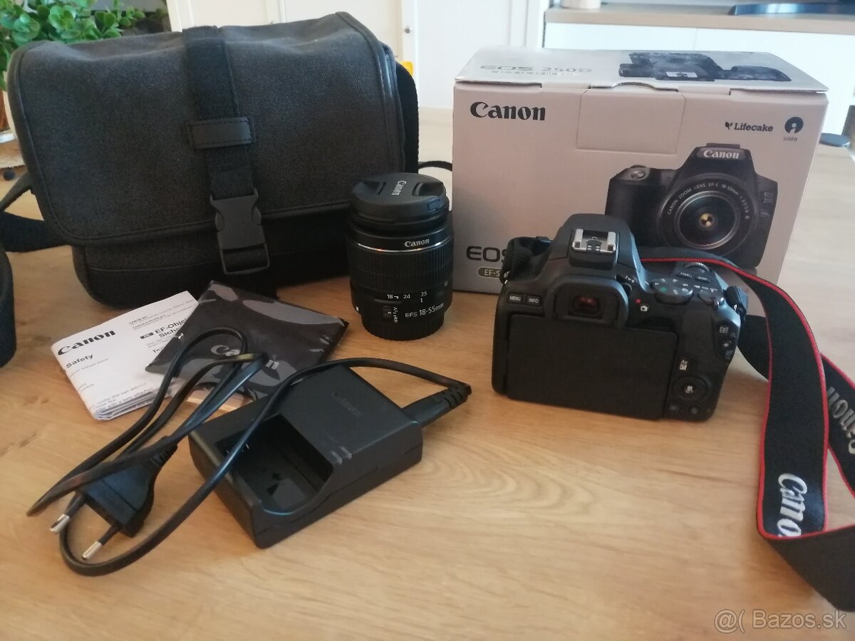 Digitálna zrkadlovka Canon EOS 250D + objektív + taška