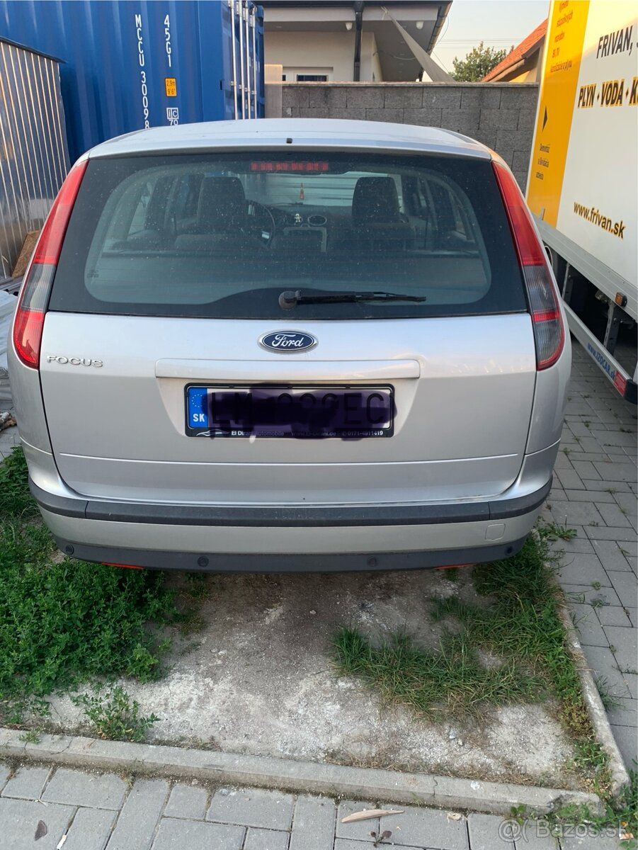 Ford Focus 1.6 benzin