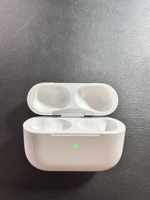 Original Airpods Pro 1. gen charging case